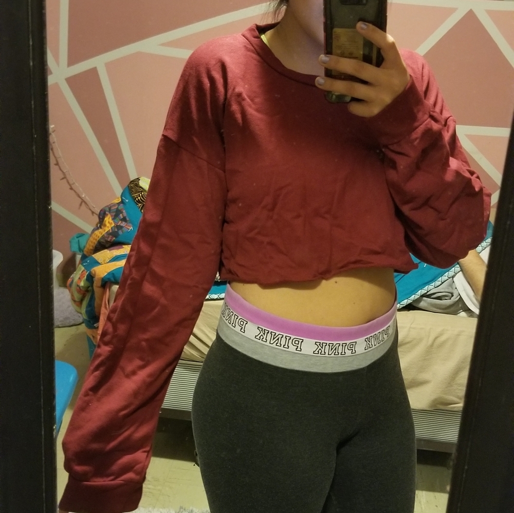 Pretty little thing Cropped long sleeve